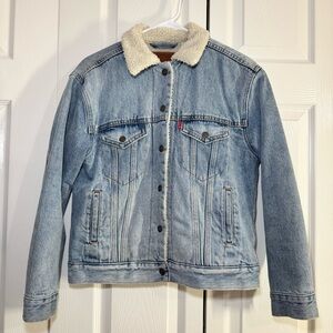 Levis SHERPA TRUCKER JACKET - Light Wash - XS